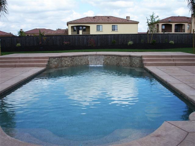 la-piscina-classico-c-2011-jim-chandler-pools-2